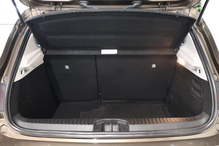 Brun Renault Clio V fra 2020