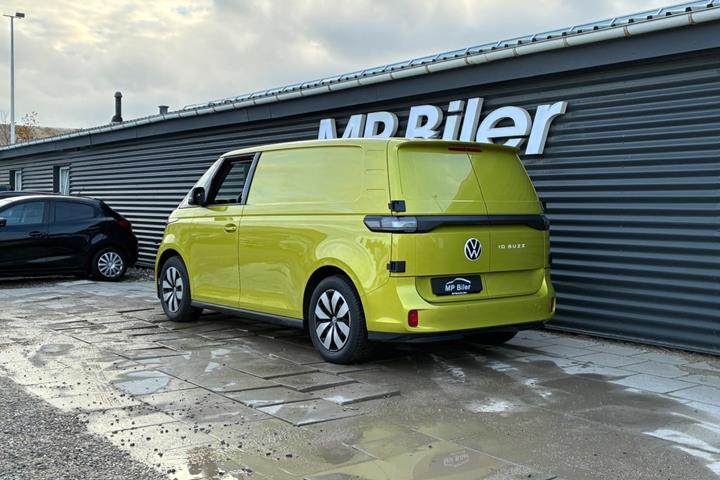 Gul VW ID.Buzz fra 2024