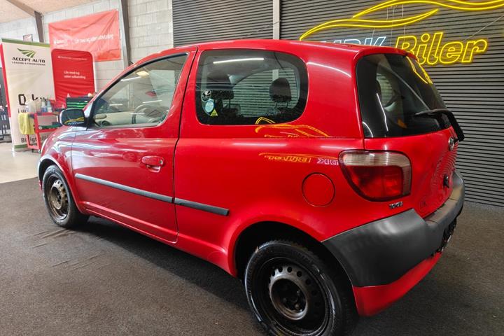 undefined Toyota Yaris fra 2002