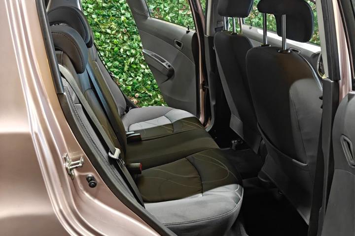 undefined Chevrolet Spark fra 2011