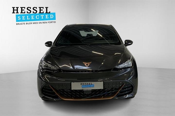 Grå Cupra Born fra 2024