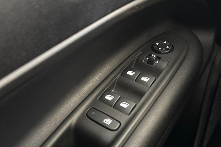 Grå Jeep Avenger fra 2025