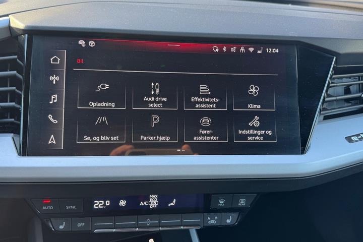 Grå Audi Q4 e-tron fra 2025