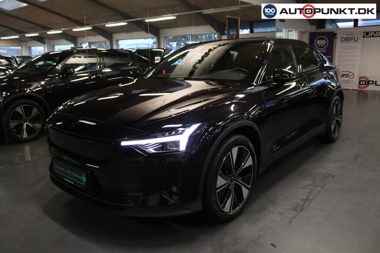 Sort Polestar 2 fra 2024