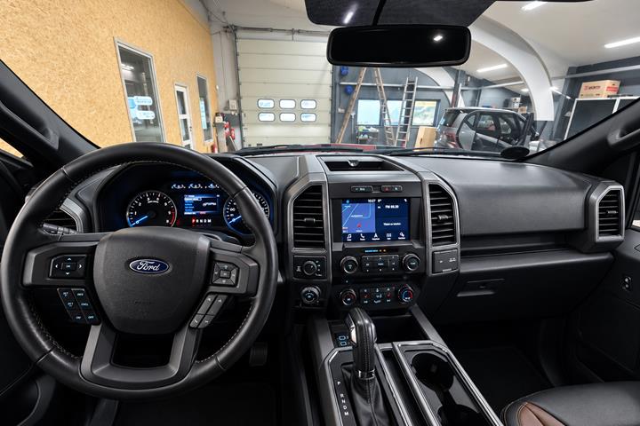 Sort Ford F-150 fra 2018