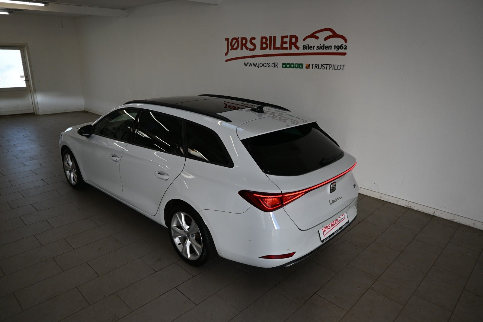 Hvid Seat Leon fra 2021