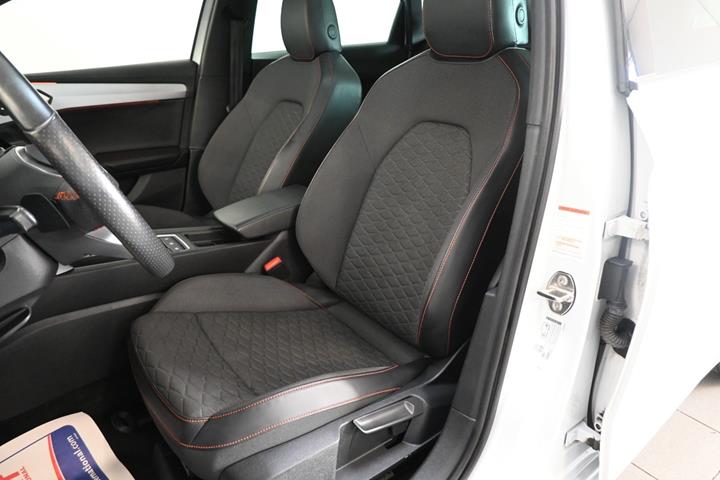 Hvid Seat Leon fra 2021