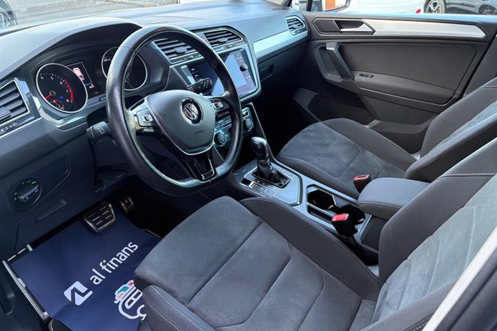 Sølv VW Tiguan fra 2019