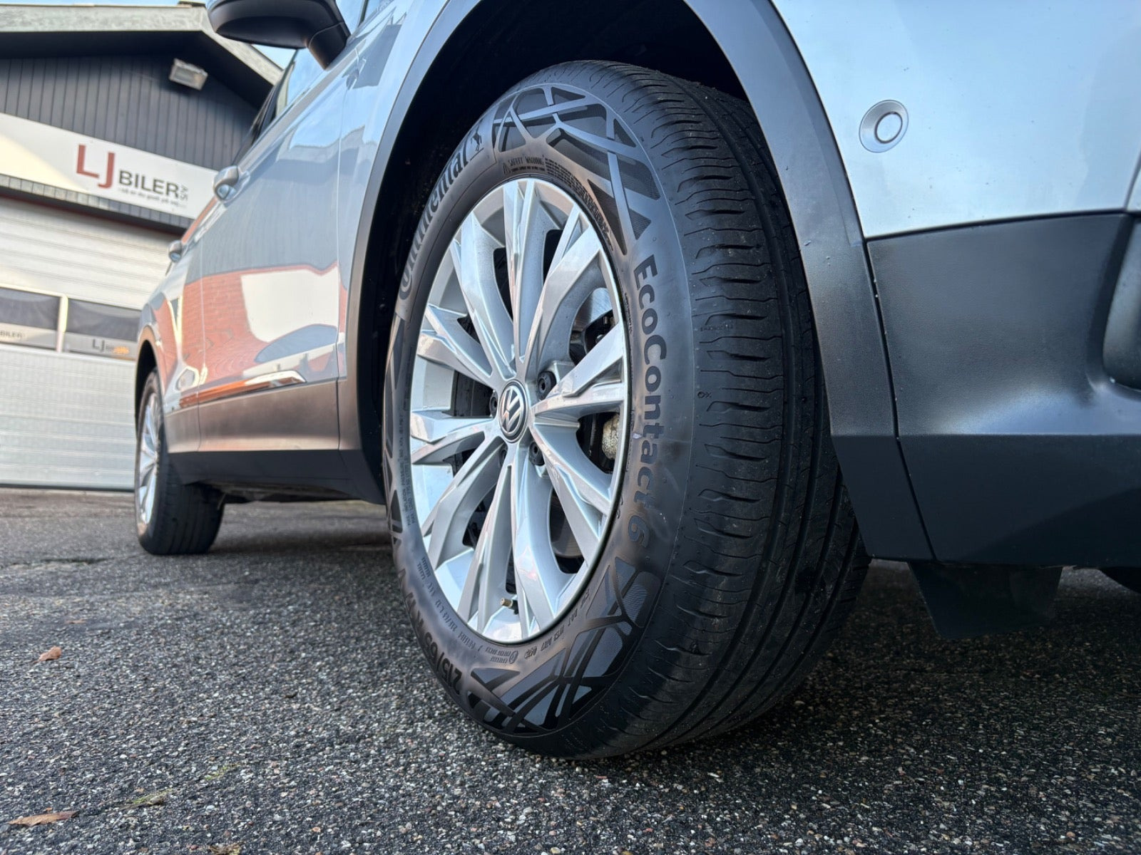 Sølv VW Tiguan fra 2019