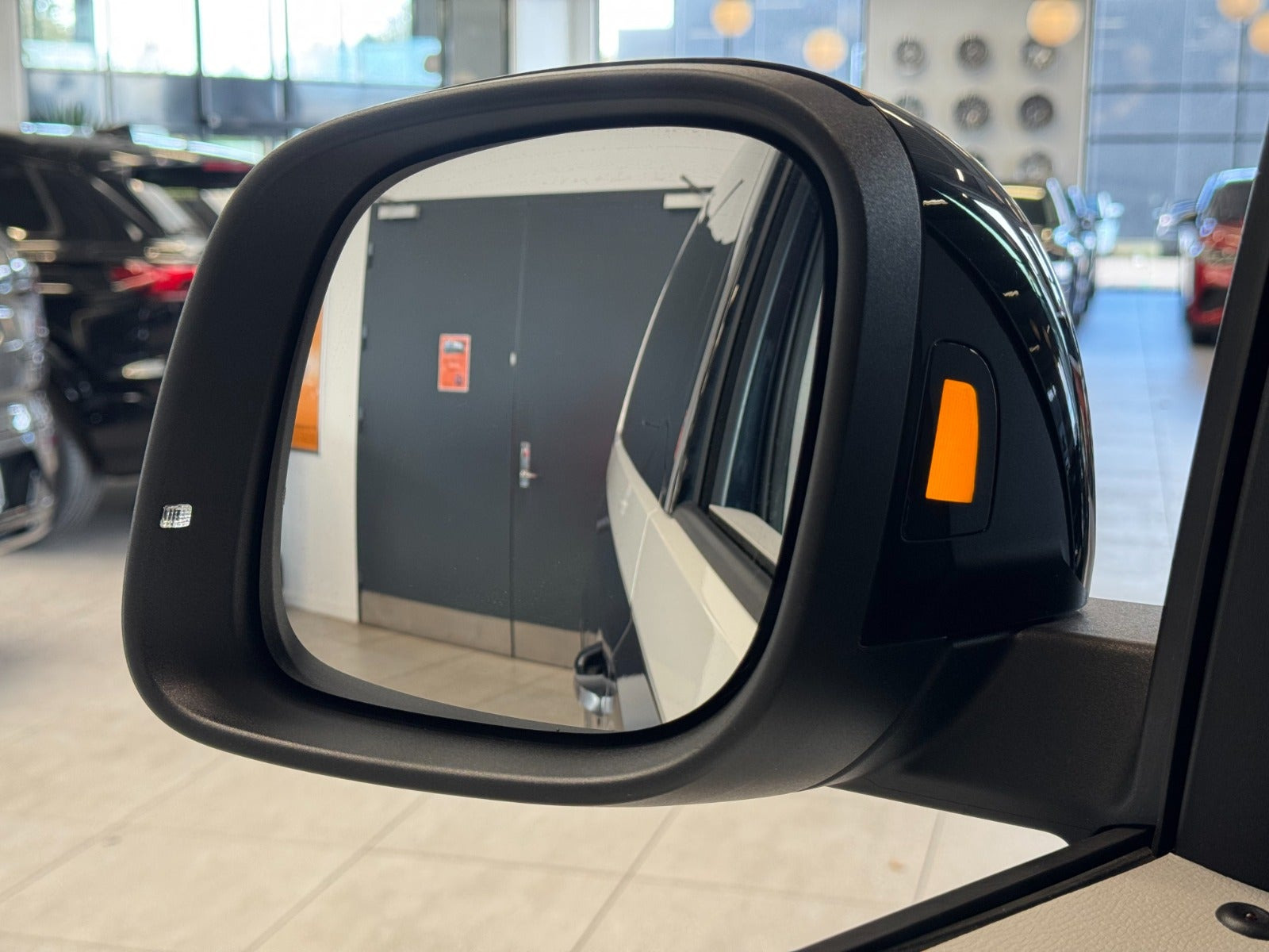 Blå VW ID.Buzz fra 2026