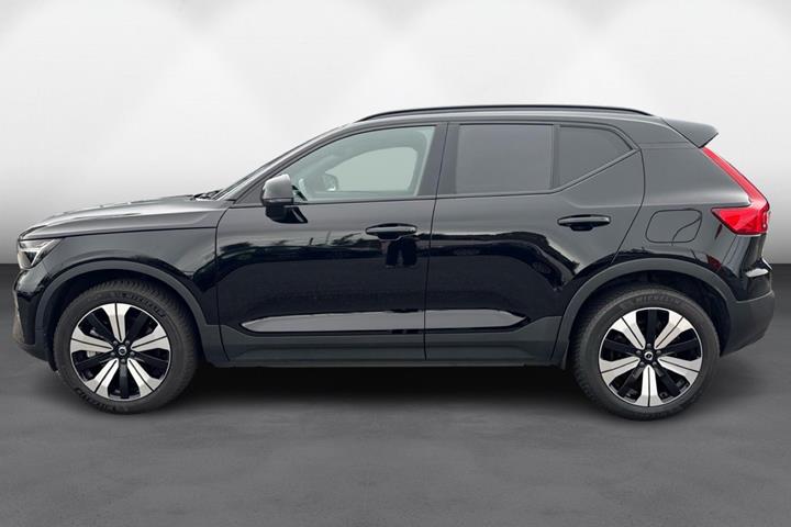 Sort Volvo XC40 fra 2023