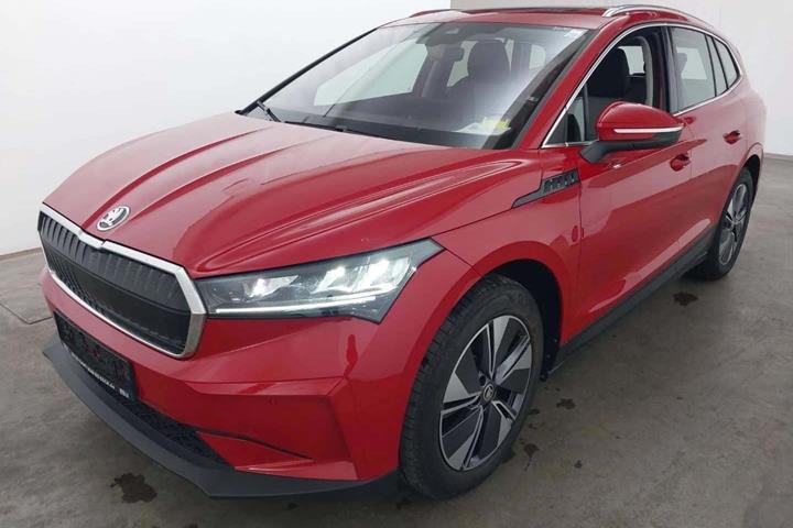 Rød Skoda Enyaq fra 2023