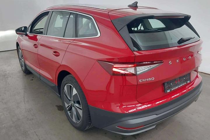 Rød Skoda Enyaq fra 2023