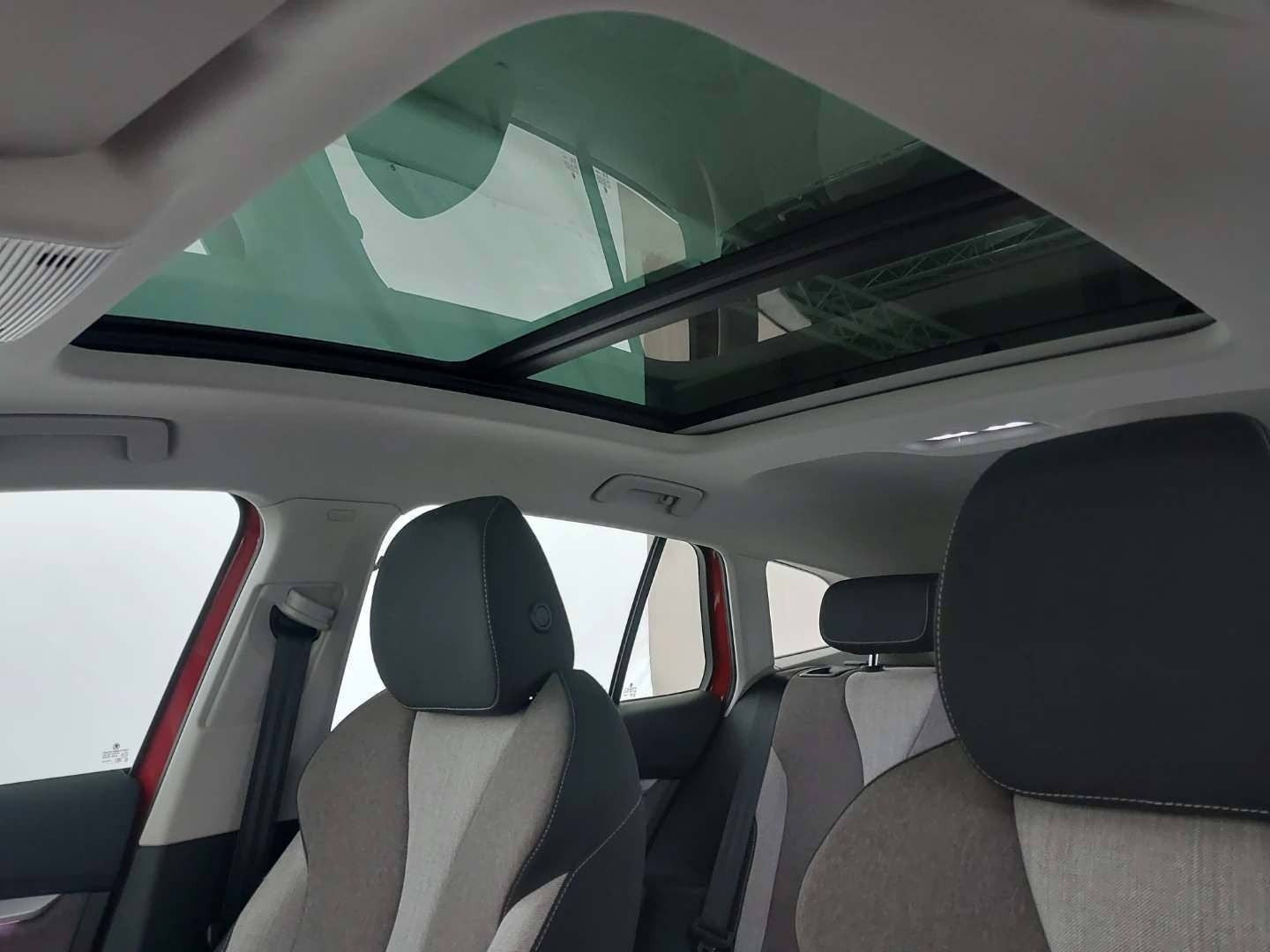 Rød Skoda Enyaq fra 2023