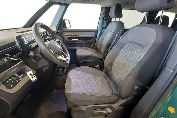 Grøn VW ID.Buzz fra 2025