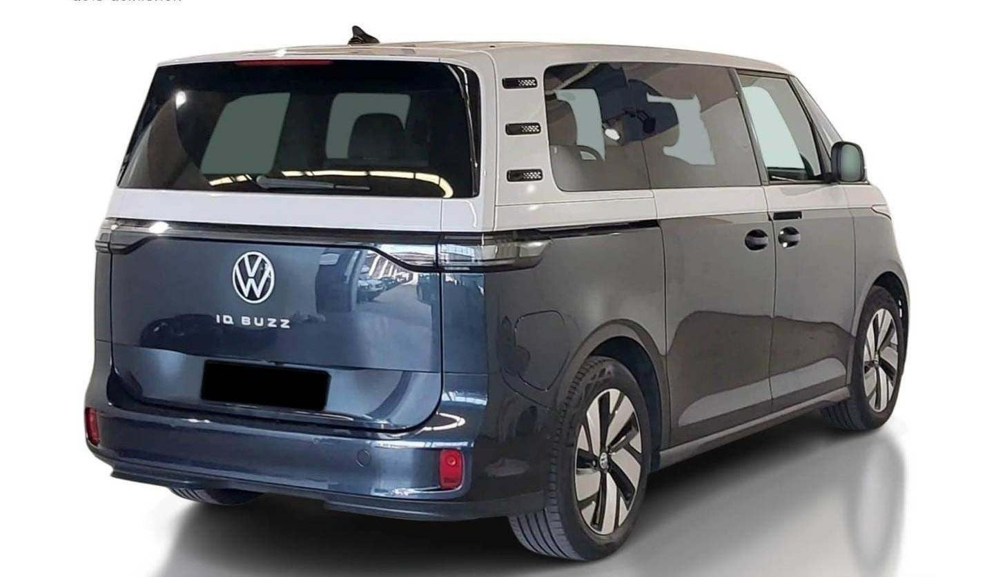 Blå VW ID.Buzz fra 2023