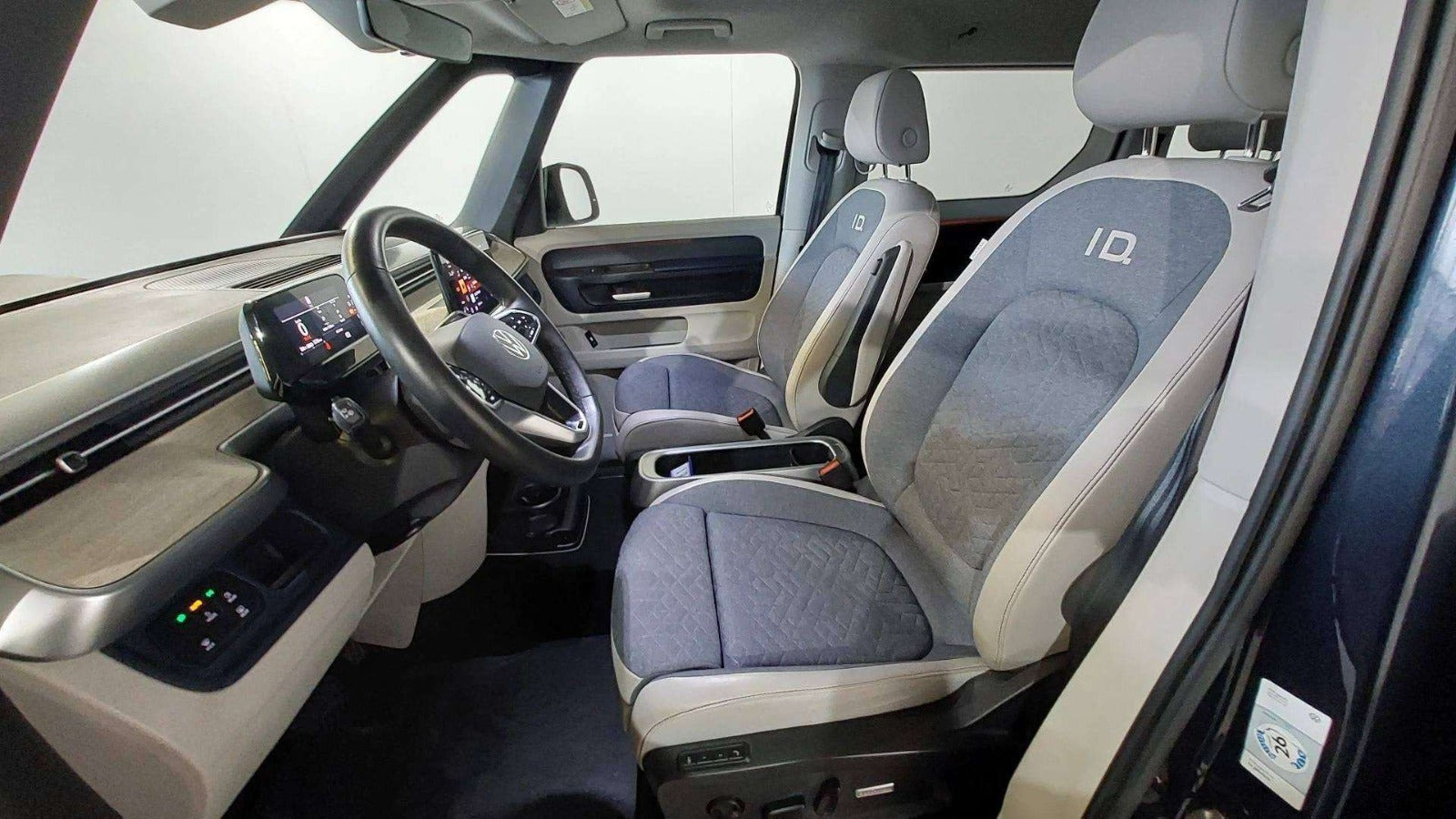 Blå VW ID.Buzz fra 2023