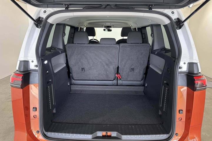Orange VW ID.Buzz fra 2025