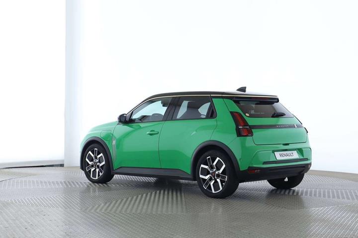 Grøn Renault 5 E-Tech fra 2025