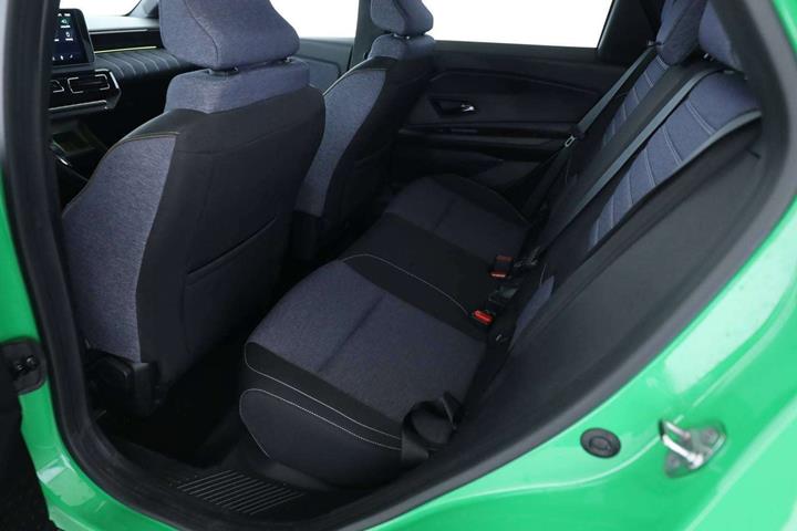 Grøn Renault 5 E-Tech fra 2025