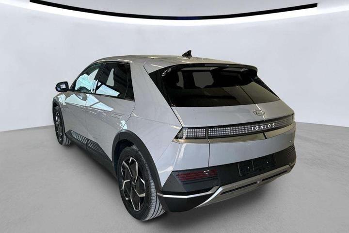Sølv Hyundai Ioniq 5 fra 2023