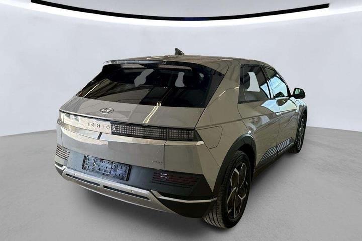 Sølv Hyundai Ioniq 5 fra 2023