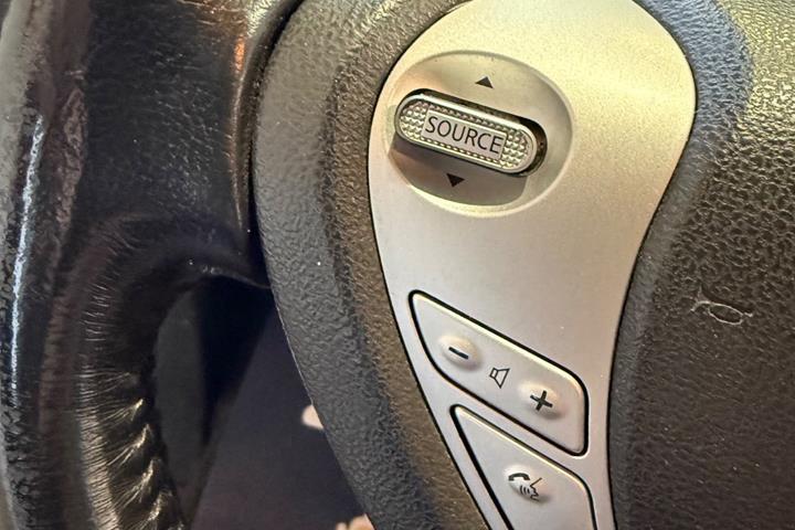 Hvid Nissan e-NV200 fra 2014