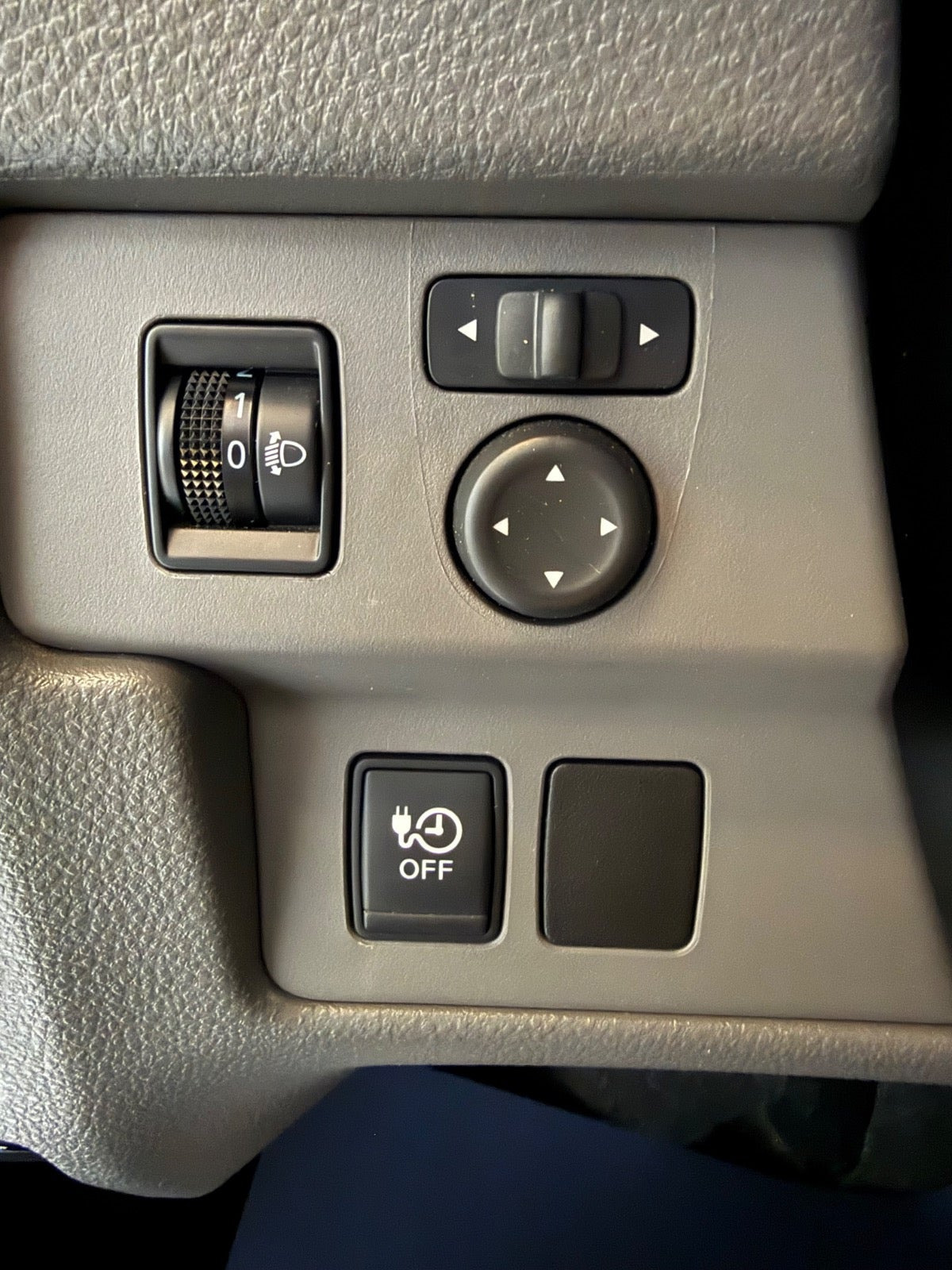 Hvid Nissan e-NV200 fra 2014