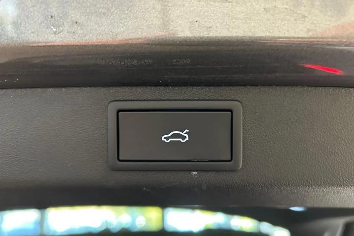 Grå Skoda Elroq fra 2026