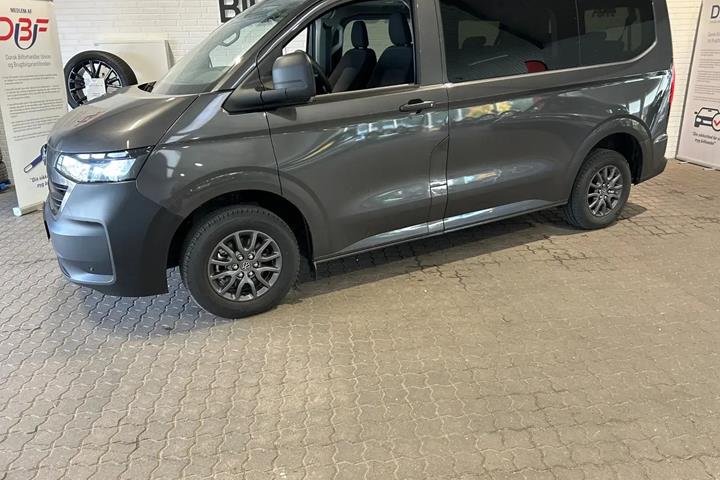 Grå VW e-Caravelle fra 2026