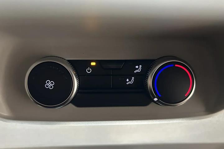 Grå VW e-Caravelle fra 2026