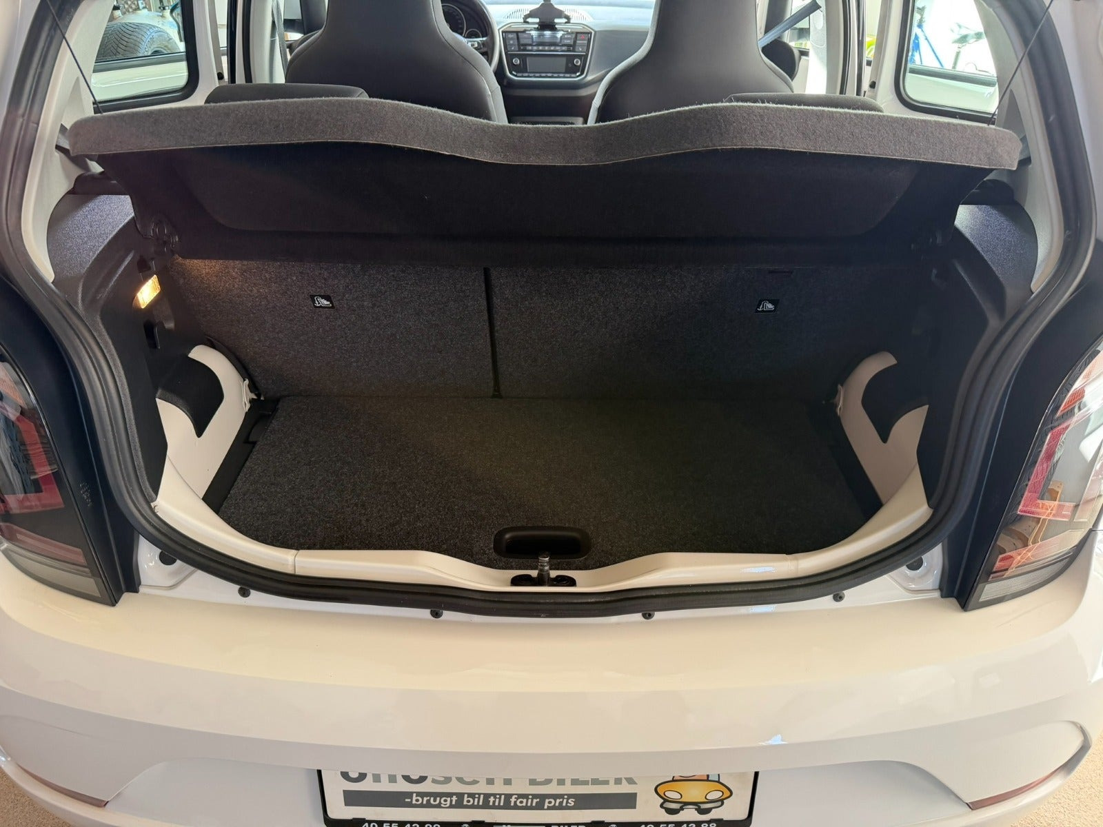 Hvid VW UP! fra 2018