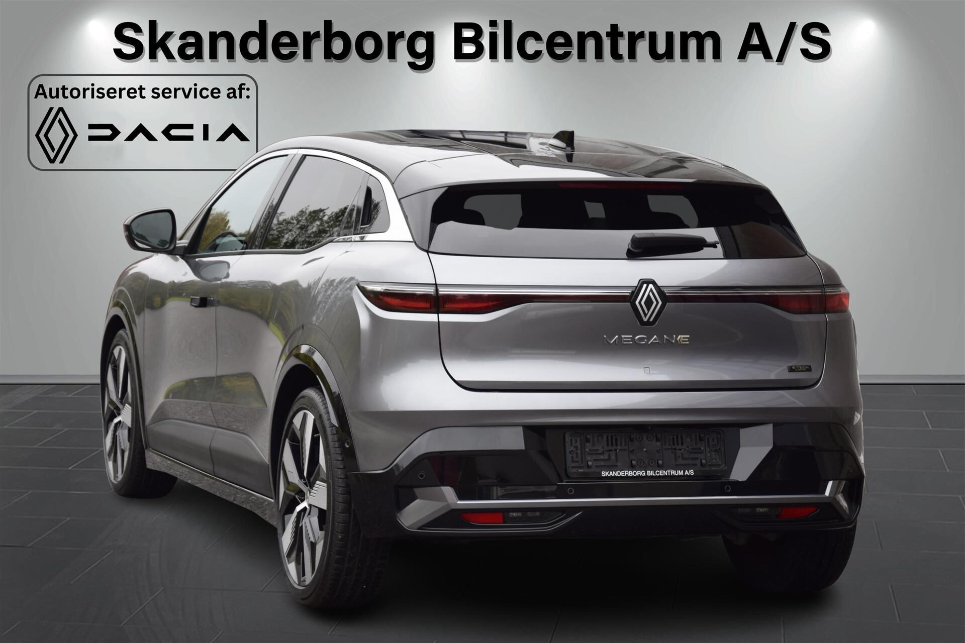 Grå Renault Mégane fra 2023
