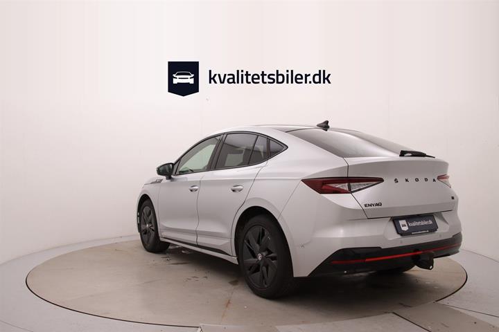 Sølv Skoda Enyaq fra 2023