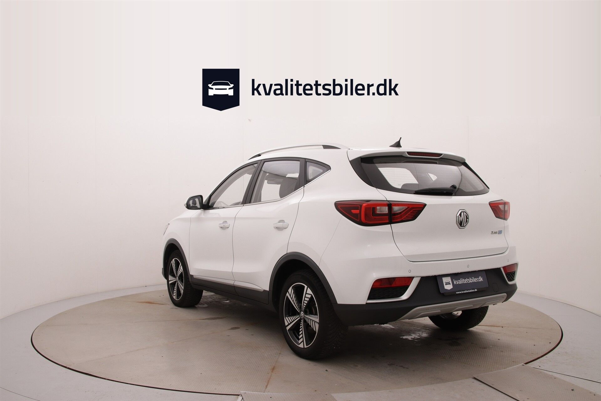 Hvid MG ZS EV fra 2021