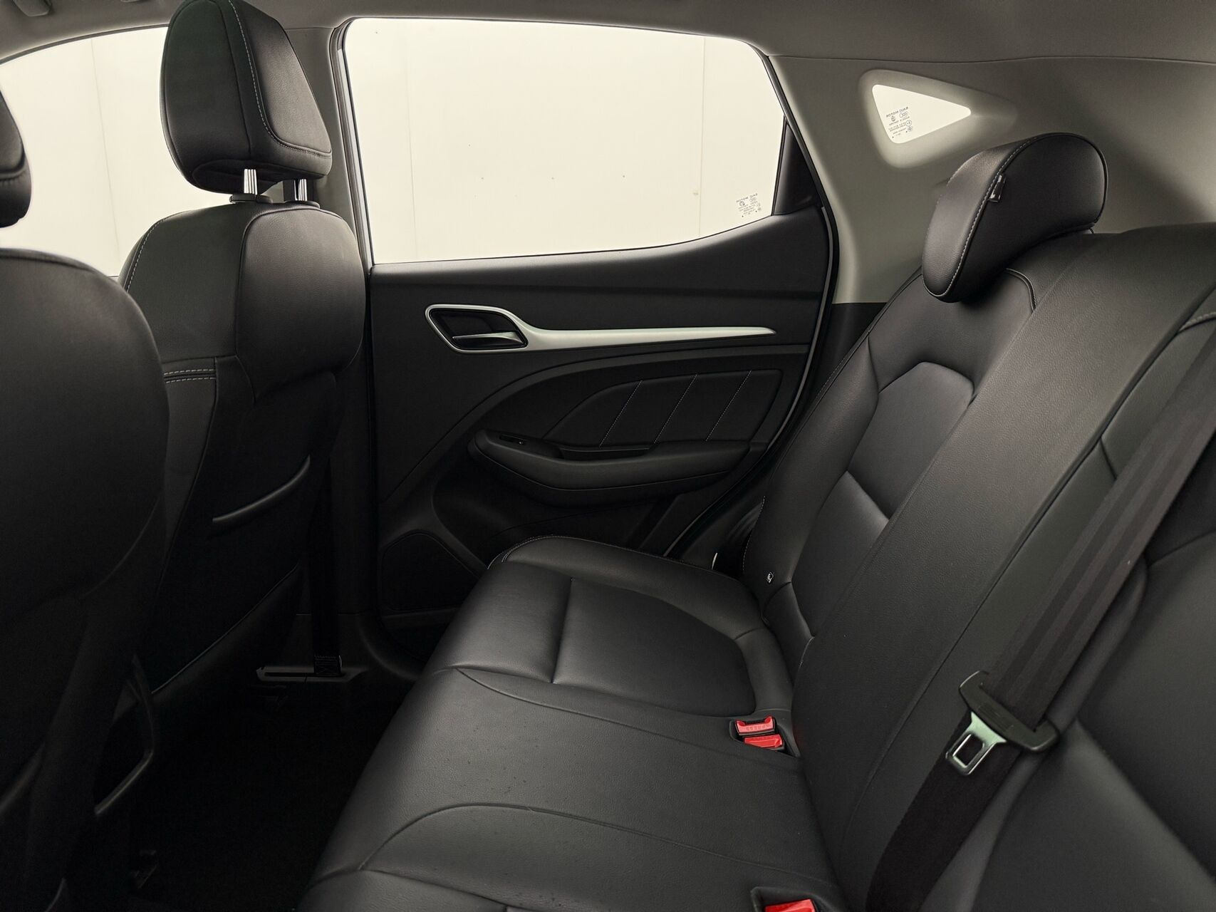 Hvid MG ZS EV fra 2021