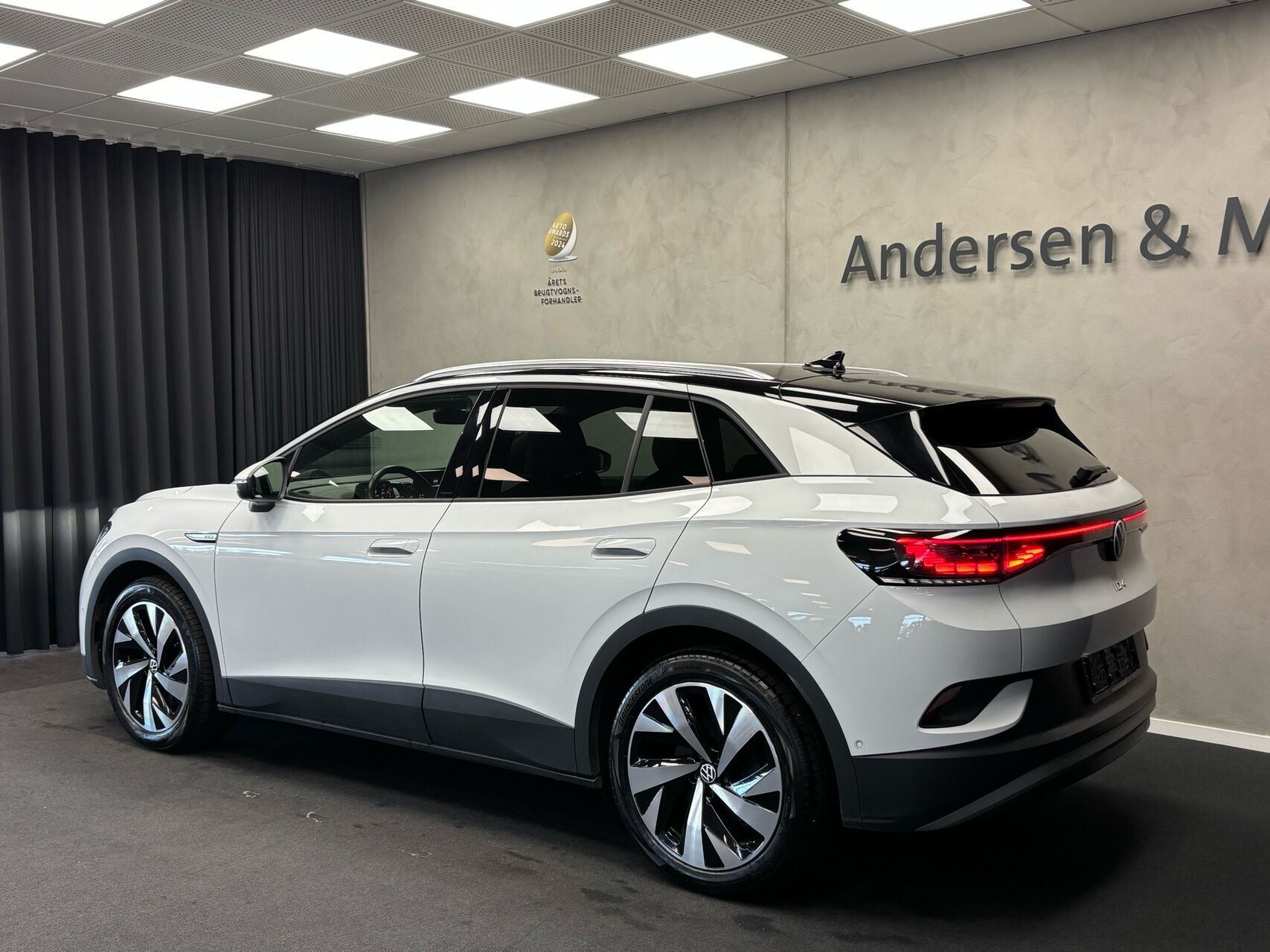 Hvid VW ID.4 fra 2023