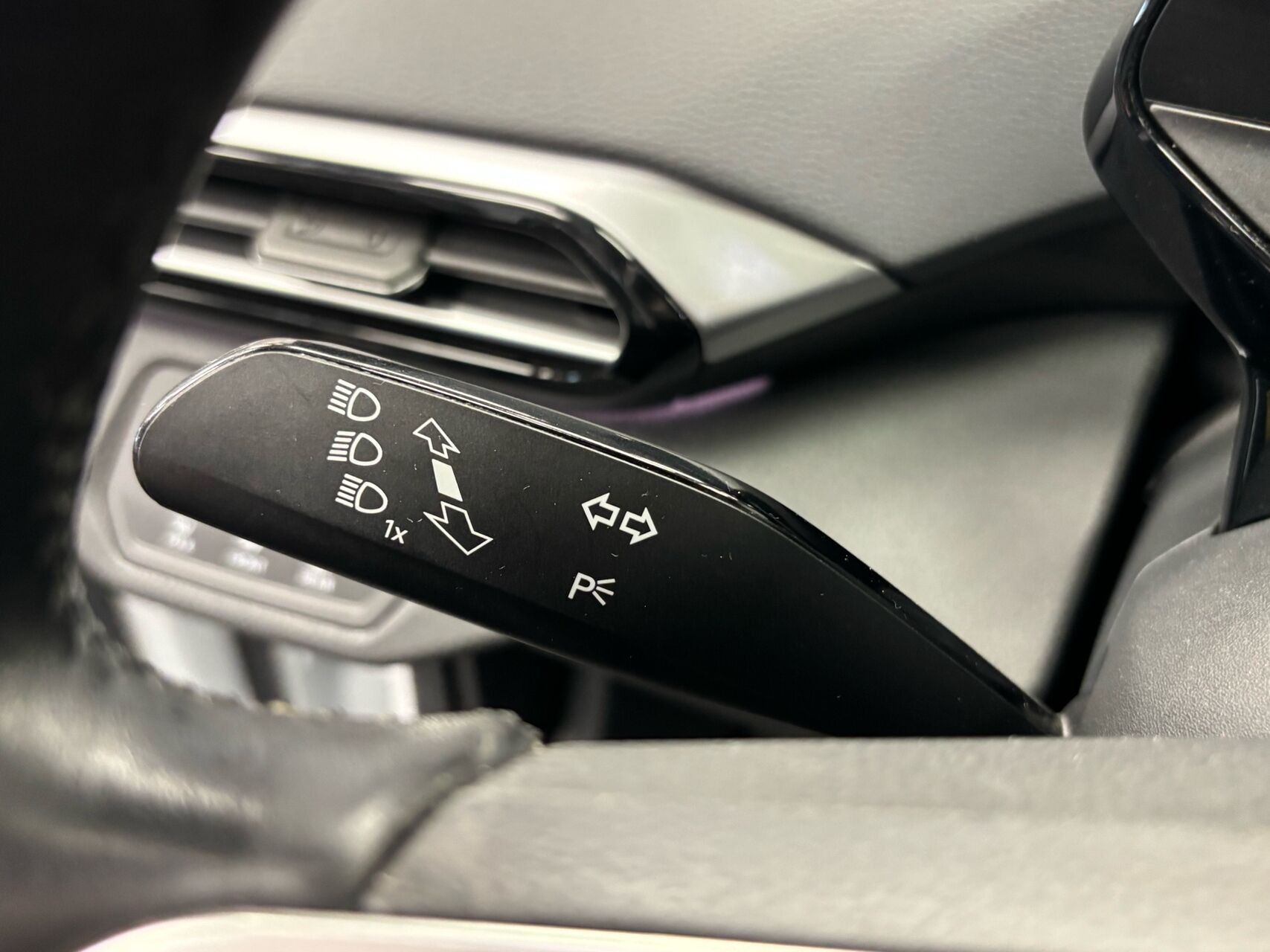 Hvid VW ID.4 fra 2023