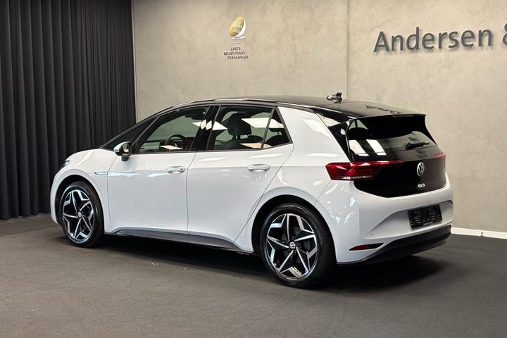 Hvid VW ID.3 fra 2022