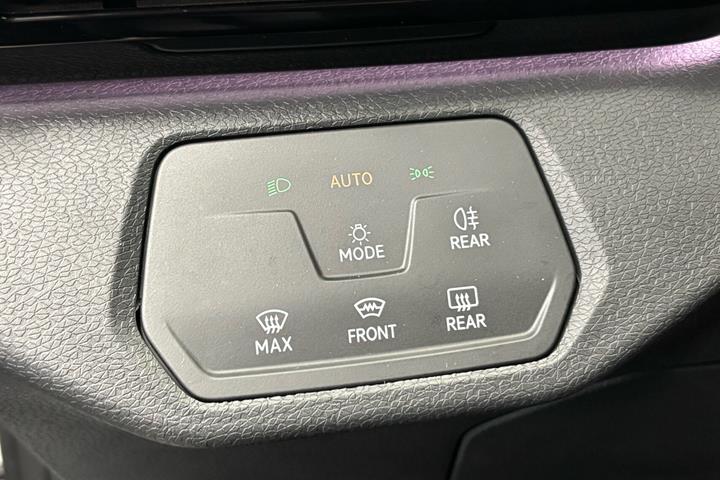 Hvid VW ID.4 fra 2023