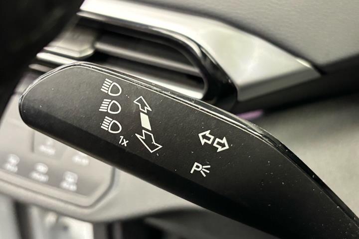 Hvid VW ID.4 fra 2023