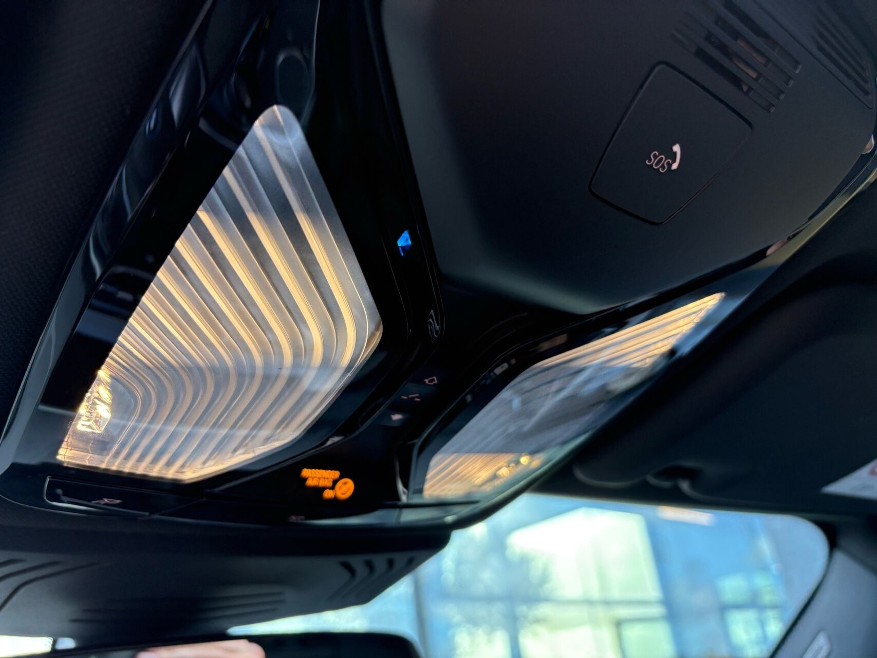 Blå BMW iX3 fra 2022