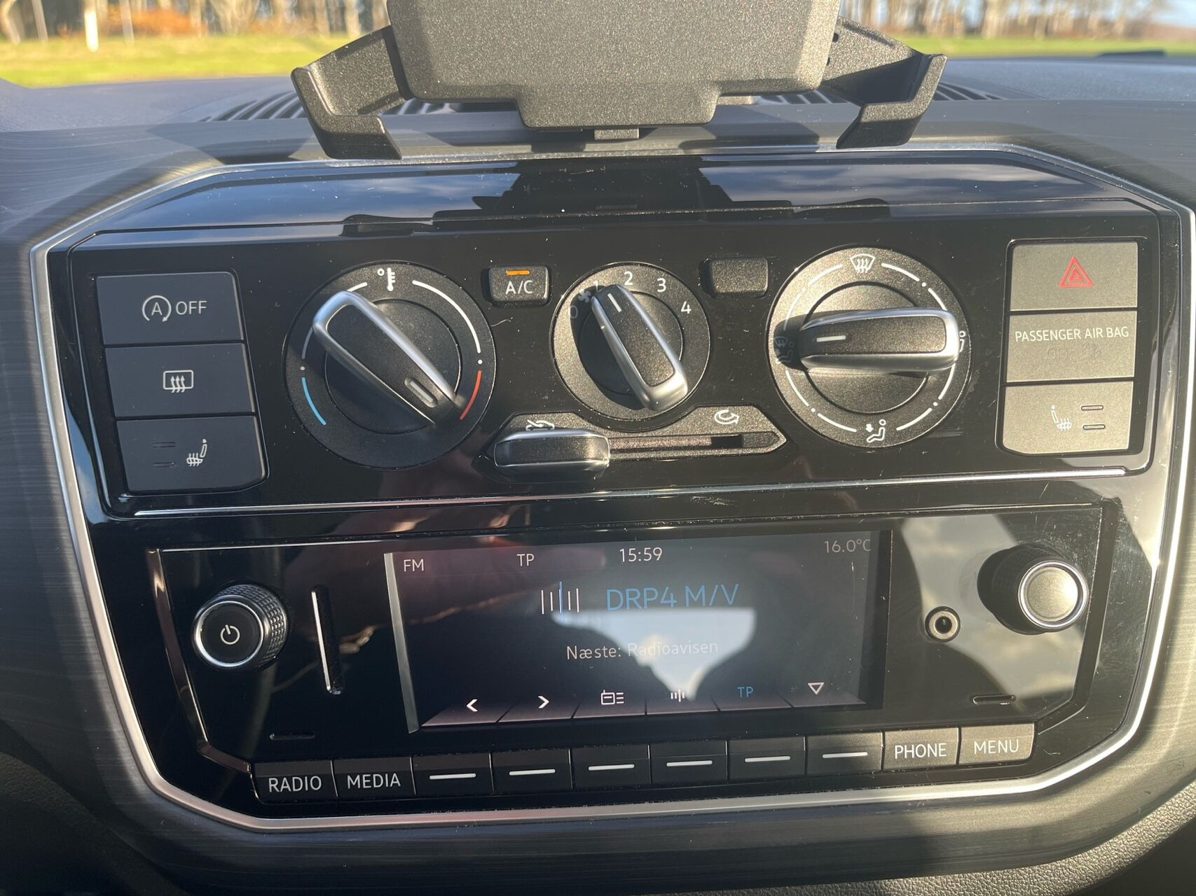 Hvid VW UP! fra 2017
