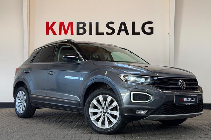 Grå VW T-Roc fra 2021