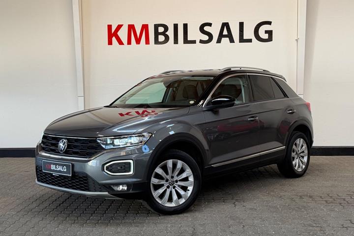 Grå VW T-Roc fra 2021