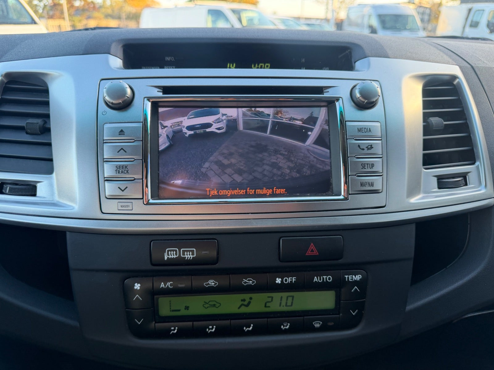 undefined Toyota HiLux fra 2014