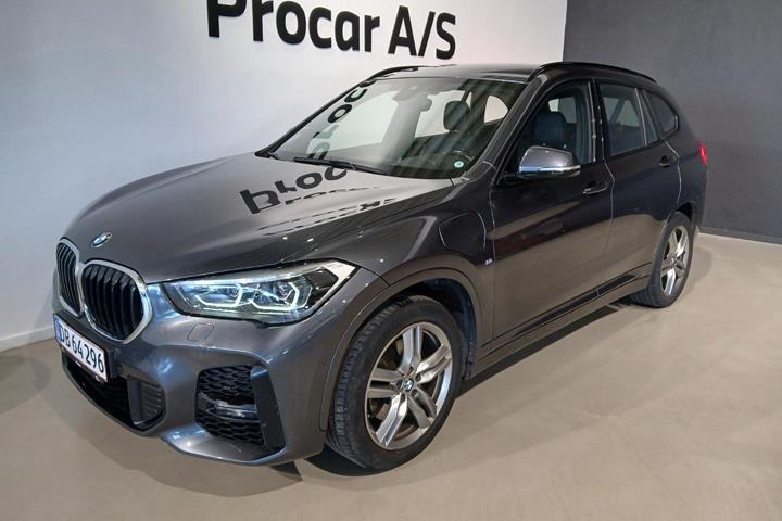Grå BMW X1 fra 2022