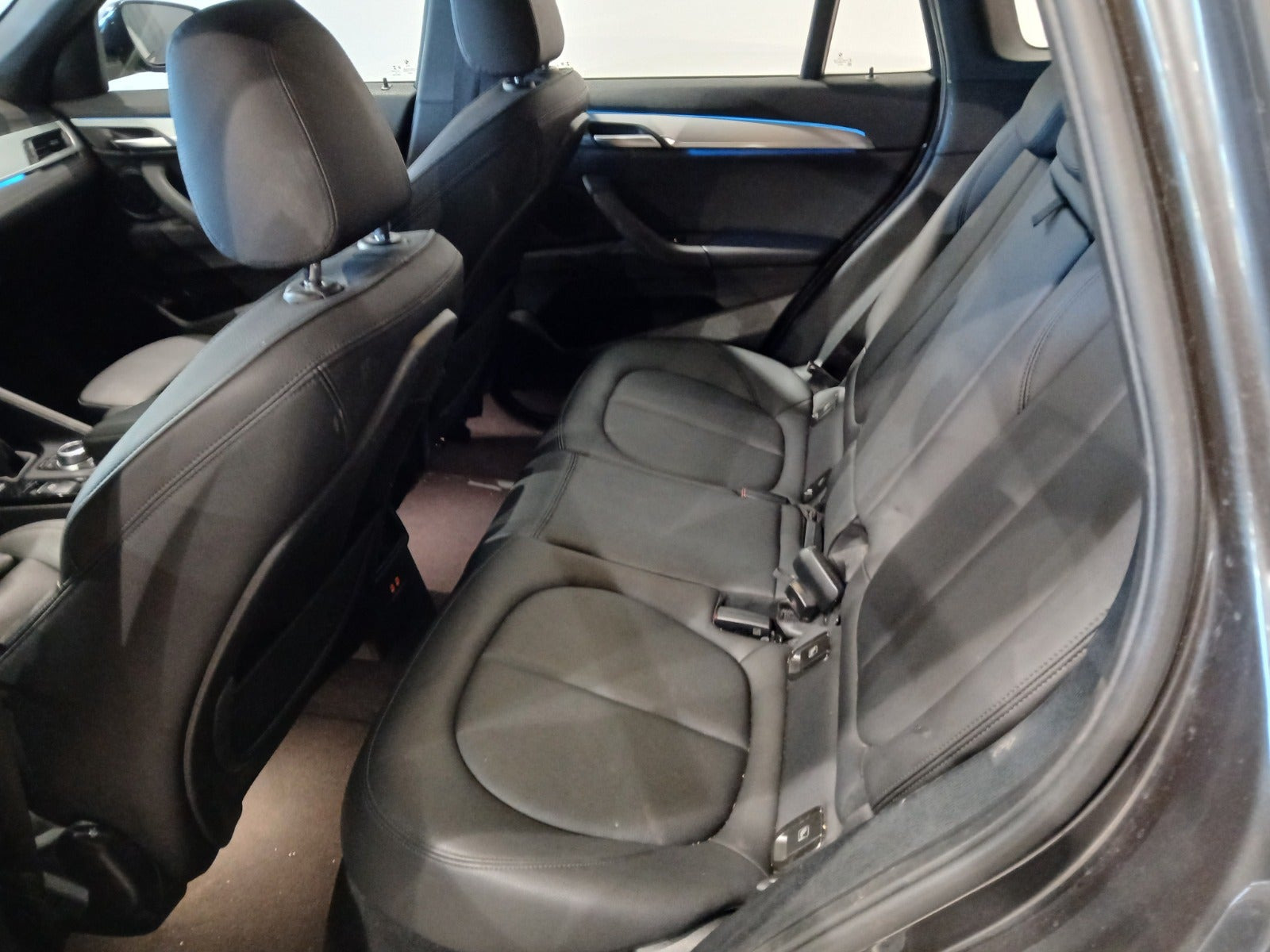 Grå BMW X1 fra 2022