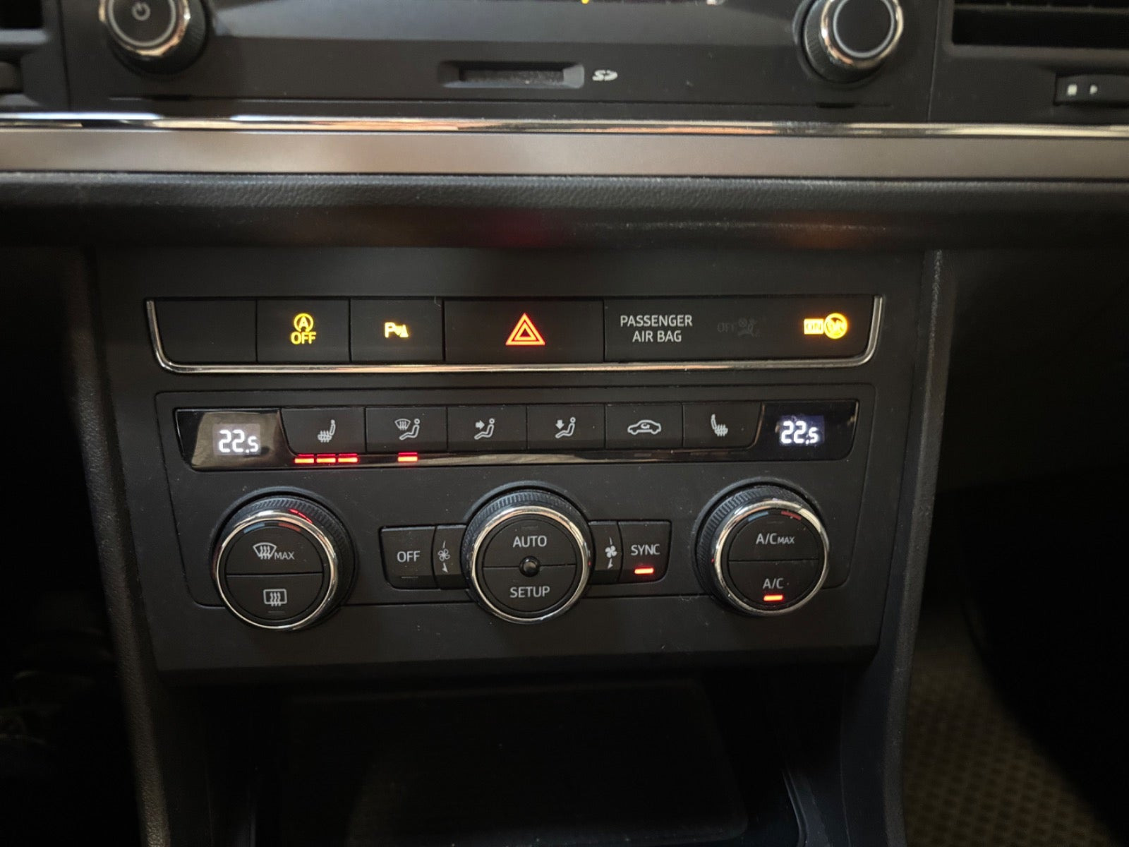 Grå Seat Leon fra 2017