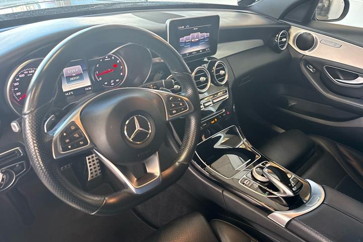Grå Mercedes C200 fra 2016